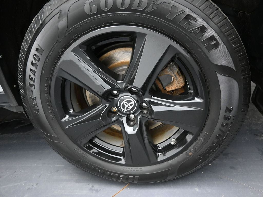 2022 Toyota Highlander Hybrid LE