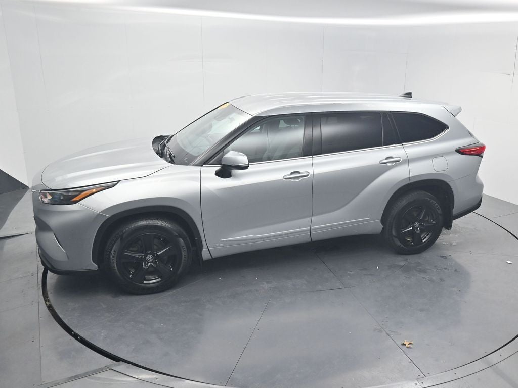 2022 Toyota Highlander Hybrid LE
