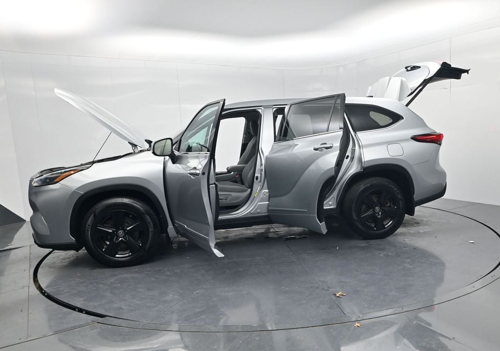 2022 Toyota Highlander Hybrid LE