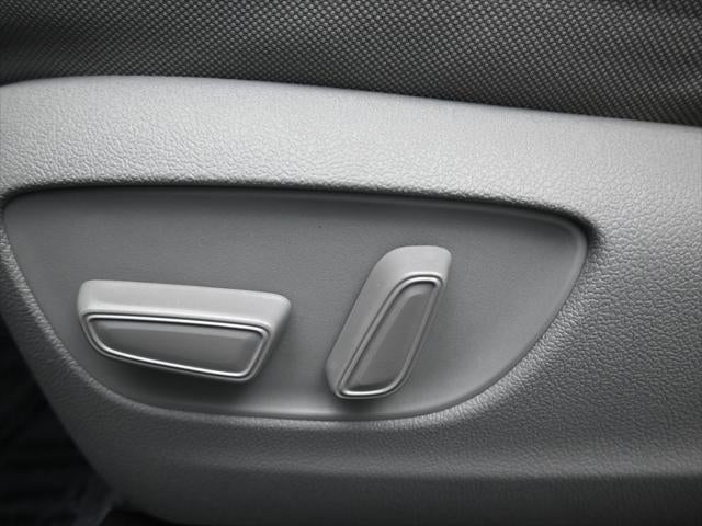 2022 Toyota Highlander Hybrid LE