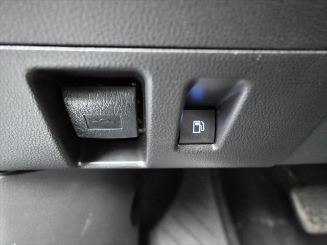 2022 Toyota Highlander Hybrid LE