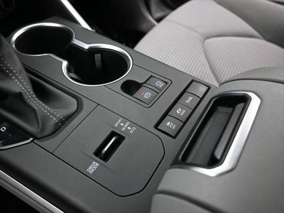 2022 Toyota Highlander Hybrid LE