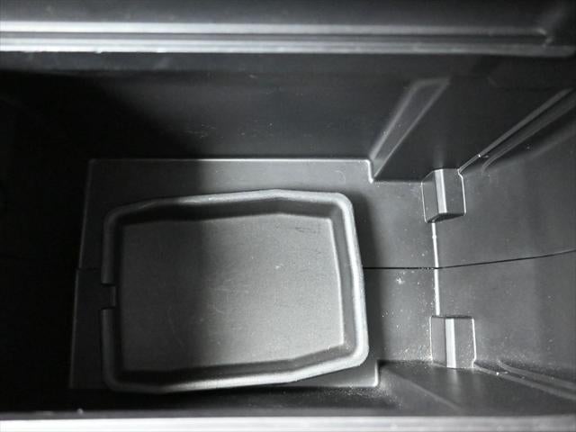 2022 Toyota Highlander Hybrid LE