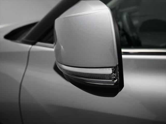 2022 Toyota Highlander Hybrid LE