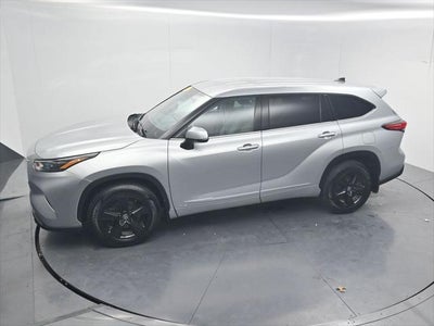 2022 Toyota Highlander Hybrid LE