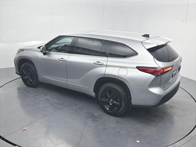 2022 Toyota Highlander Hybrid LE