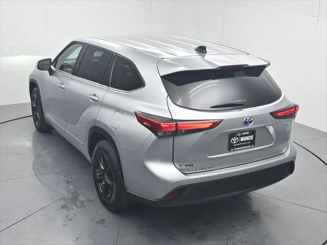 2022 Toyota Highlander Hybrid LE