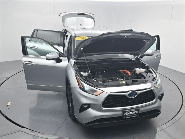 2022 Toyota Highlander Hybrid LE