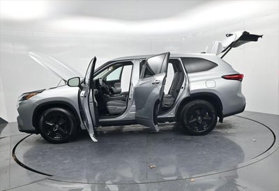 2022 Toyota Highlander Hybrid LE