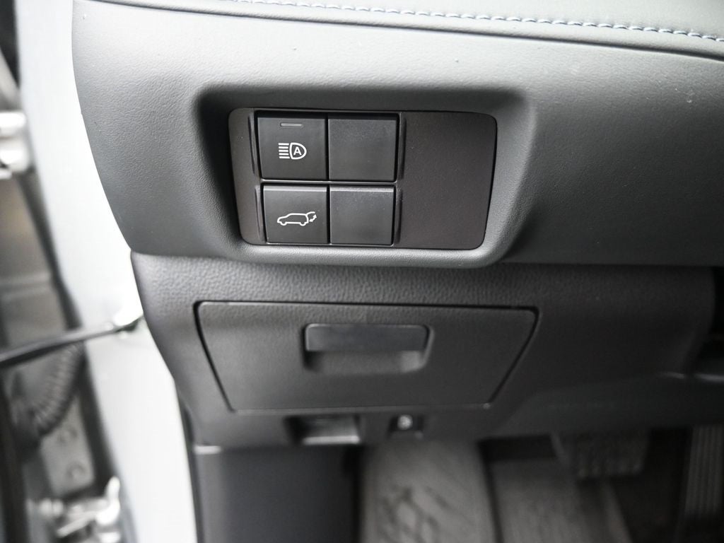 2023 Toyota Highlander Hybrid LE