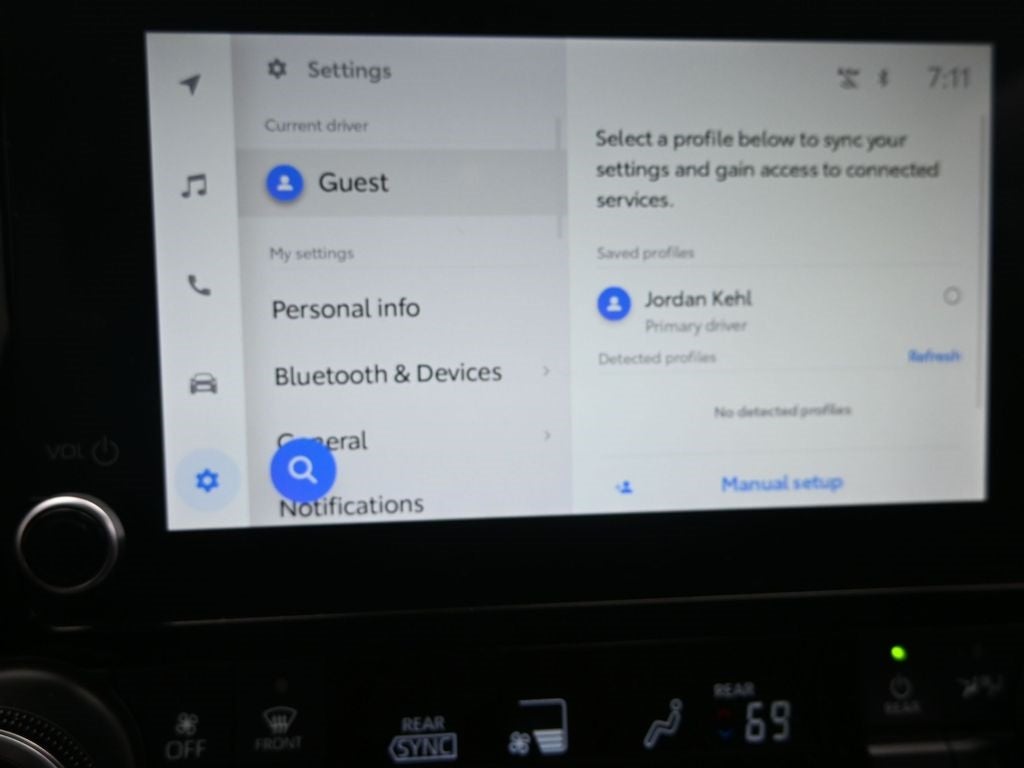 2023 Toyota Highlander Hybrid LE