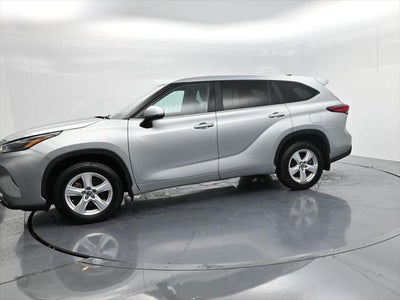 2023 Toyota Highlander Hybrid LE