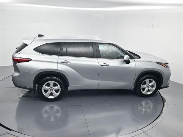 2023 Toyota Highlander Hybrid LE