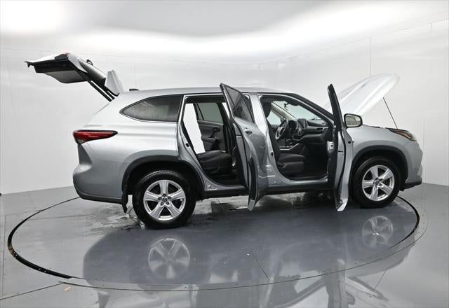 2023 Toyota Highlander Hybrid LE