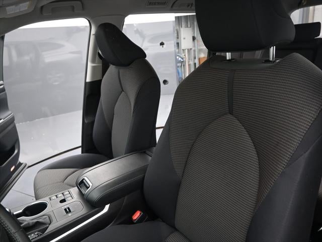 2023 Toyota Highlander Hybrid LE