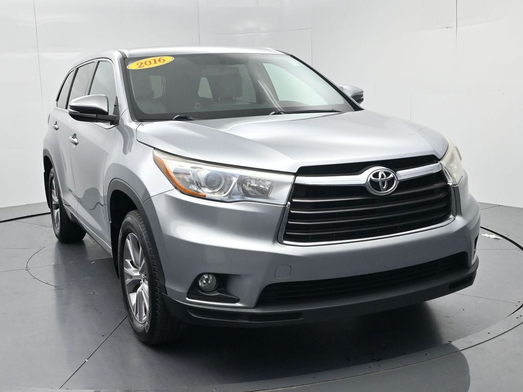 2016 Toyota Highlander LE Plus V6