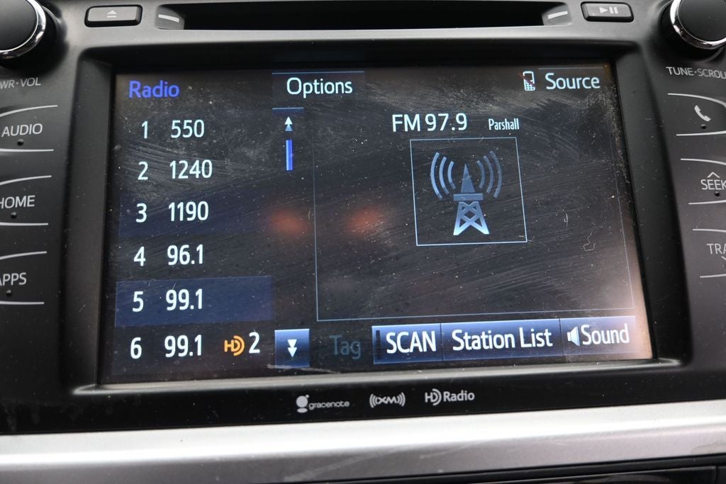 2016 Toyota Highlander LE Plus V6