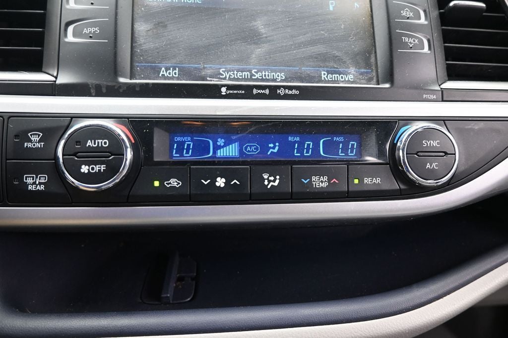 2016 Toyota Highlander LE Plus V6