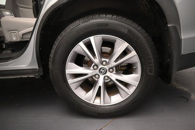 2016 Toyota Highlander LE Plus V6