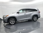 2016 Toyota Highlander LE Plus V6