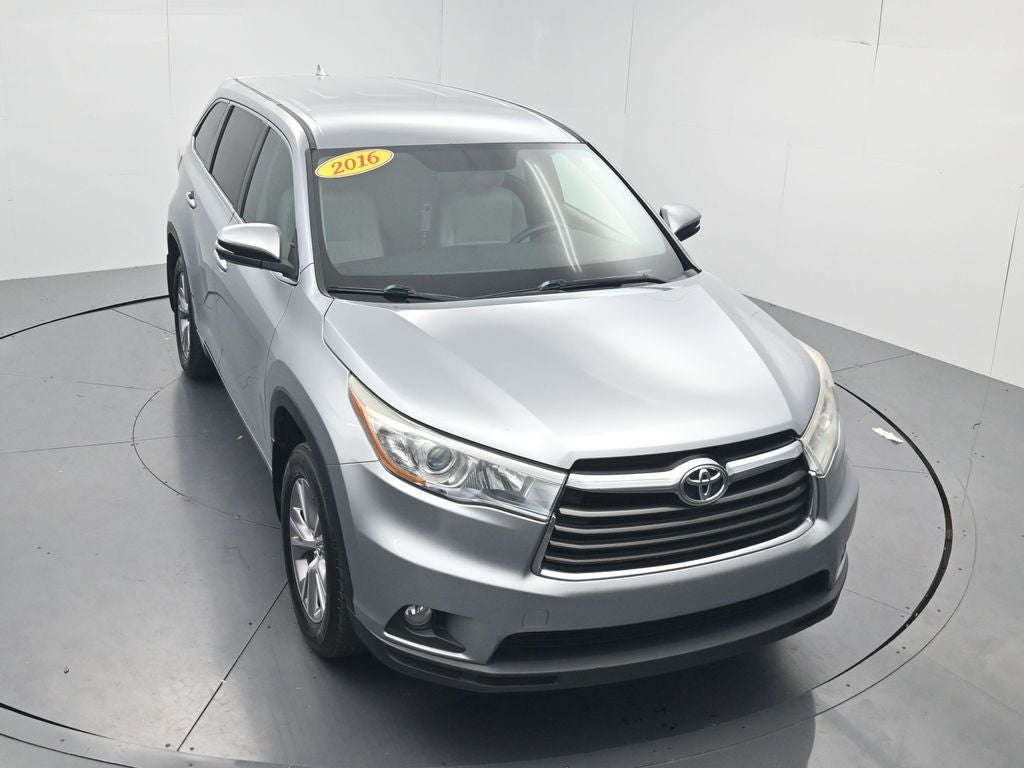 2016 Toyota Highlander LE Plus V6