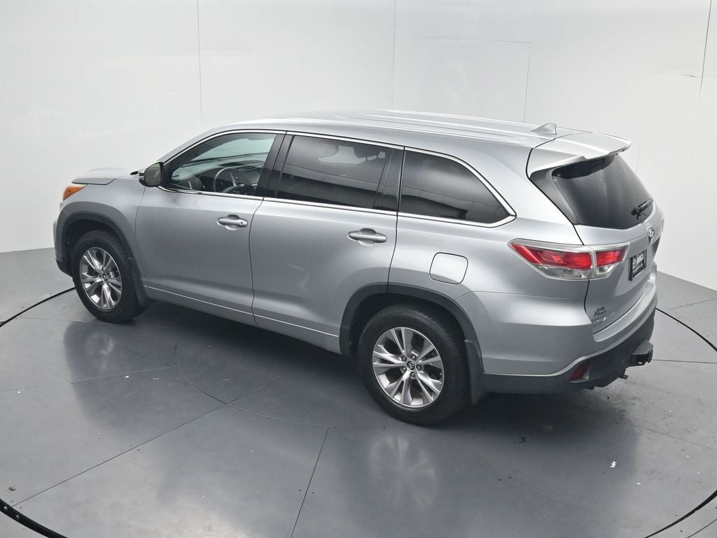 2016 Toyota Highlander LE Plus V6