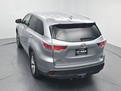 2016 Toyota Highlander LE Plus V6