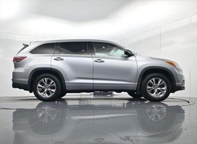 2016 Toyota Highlander LE Plus V6