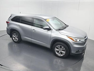 2016 Toyota Highlander LE Plus V6