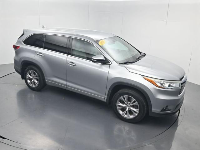 2016 Toyota Highlander LE Plus V6