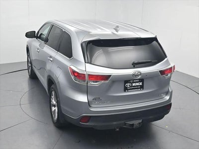 2016 Toyota Highlander LE Plus V6