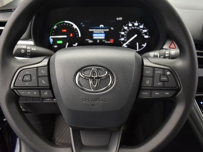 2025 Toyota Sienna LE 8 Passenger