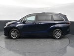 2025 Toyota Sienna LE 8 Passenger