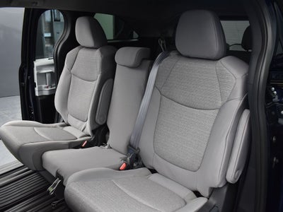2025 Toyota Sienna LE 8 Passenger