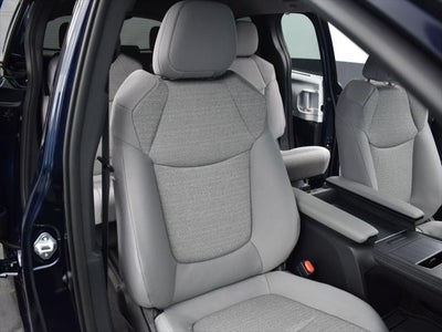 2025 Toyota Sienna LE 8 Passenger