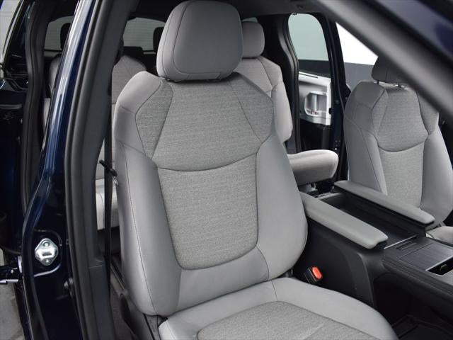 2025 Toyota Sienna LE 8 Passenger