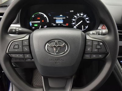 2025 Toyota Sienna LE 8 Passenger
