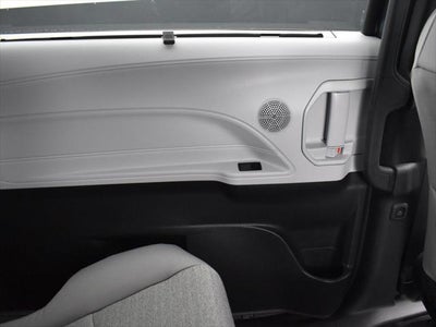 2025 Toyota Sienna LE 8 Passenger