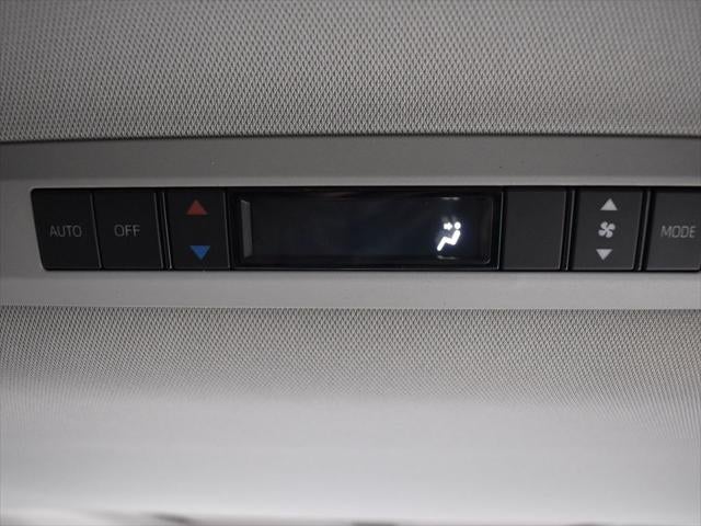 2025 Toyota Sienna LE 8 Passenger