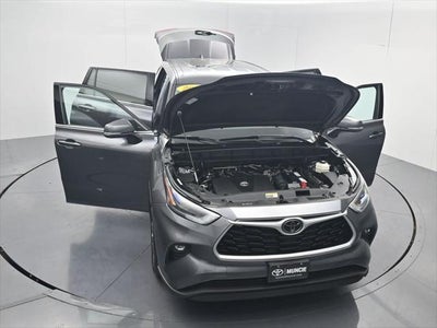 2021 Toyota Highlander LE