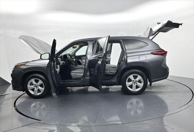 2021 Toyota Highlander LE