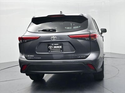 2021 Toyota Highlander LE