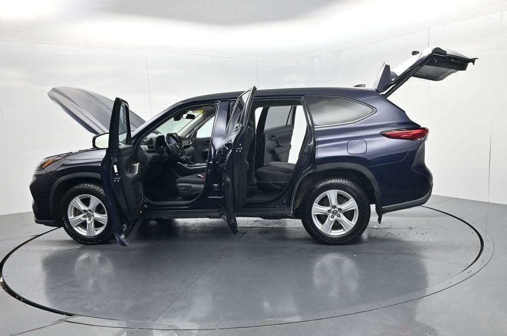 2021 Toyota Highlander LE