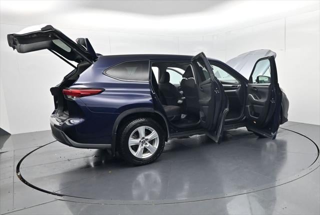 2021 Toyota Highlander LE