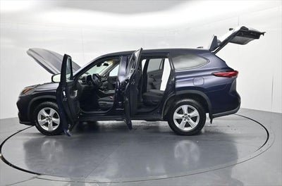 2021 Toyota Highlander LE