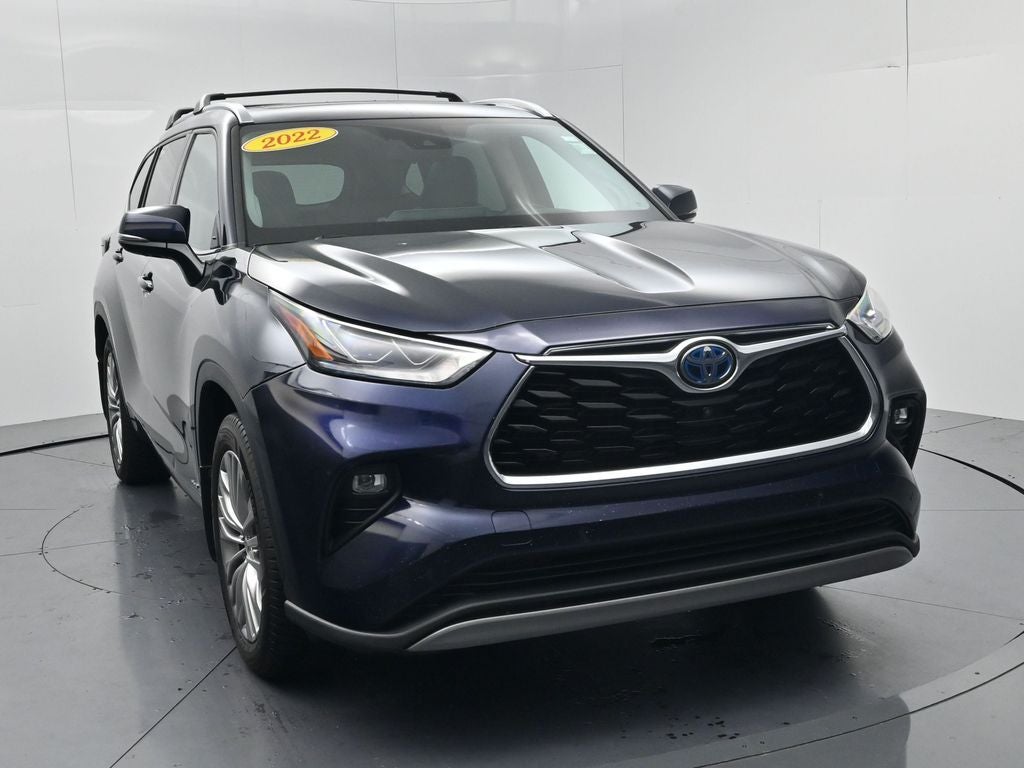 2022 Toyota Highlander Hybrid Platinum