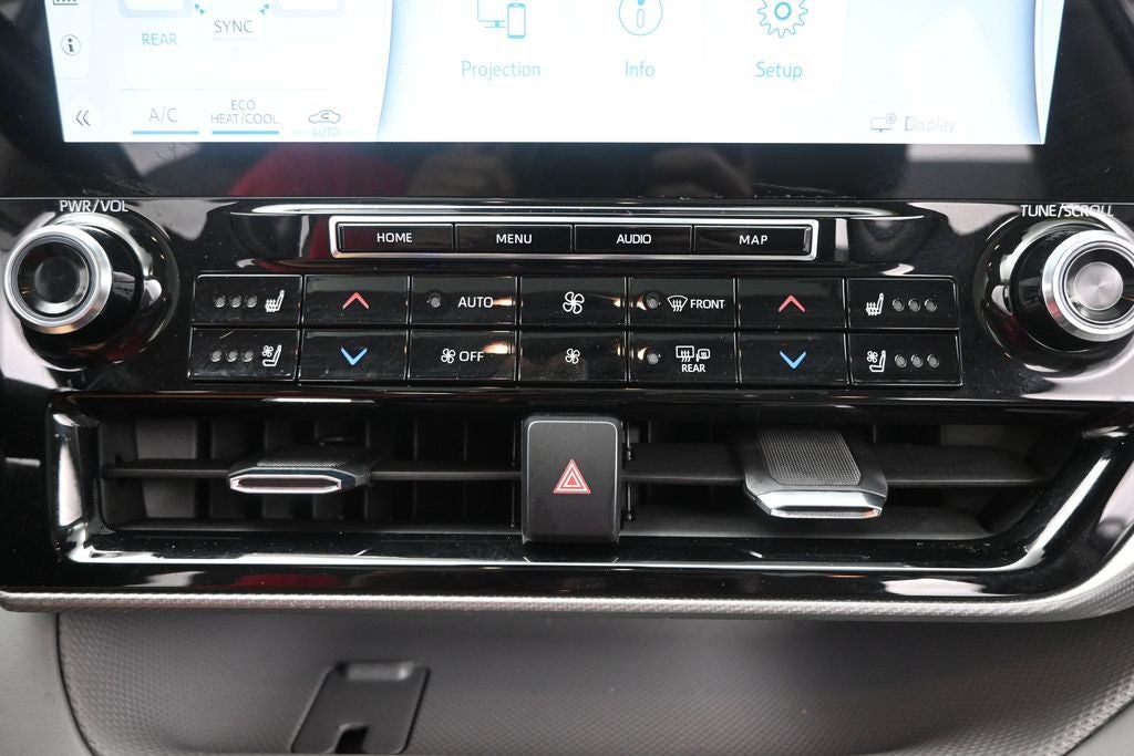 2022 Toyota Highlander Hybrid Platinum