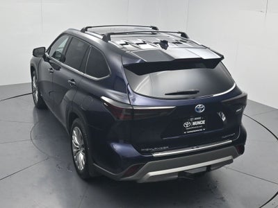 2022 Toyota Highlander Hybrid Platinum