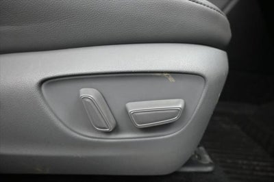 2022 Toyota Highlander Hybrid Platinum