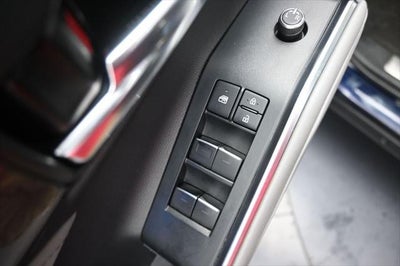 2022 Toyota Highlander Hybrid Platinum